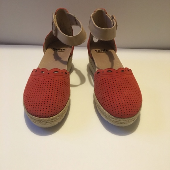 EARTH Modena Yarrow Espadrille Sandal - Picture 3 of 11